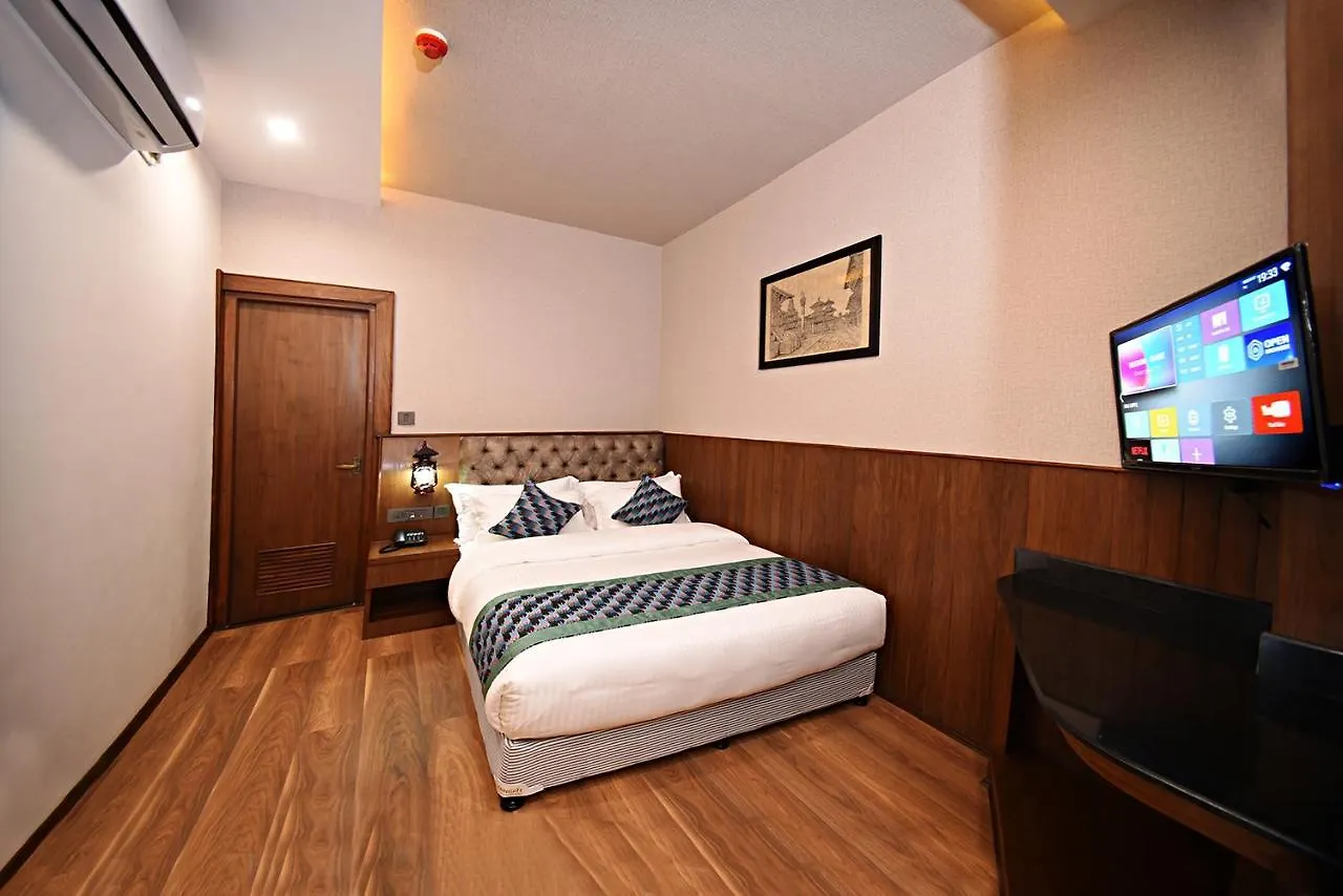 Everest Boutique Hotel Kathmandu 3*,
